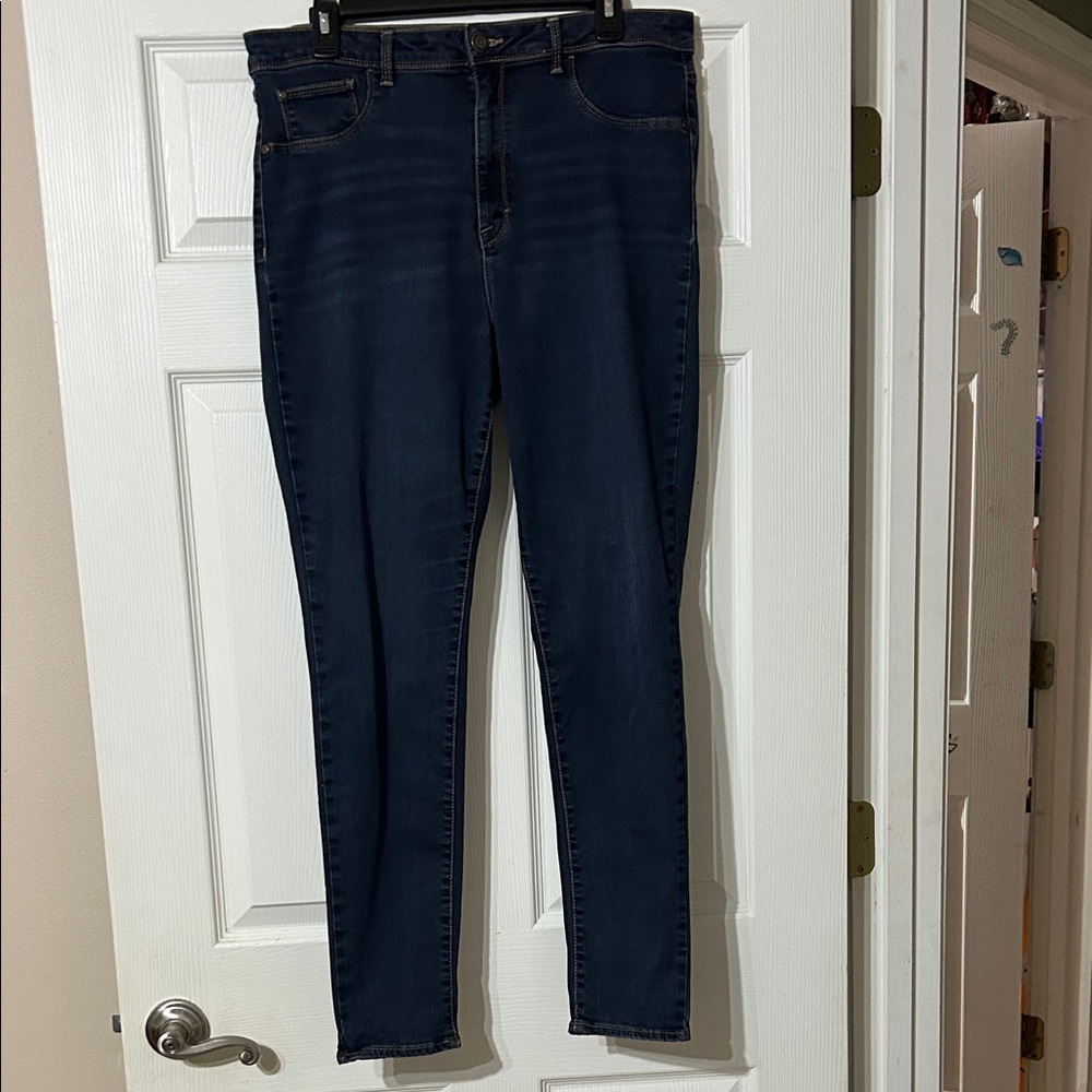 Women's Time and Tru High Rise Jeggings Size: 16